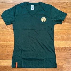 New Jäegermeister promotion bar t-shirt Liqueur licensed v-neck shirt Size M/L